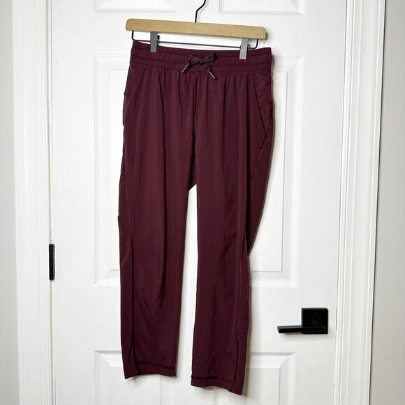 Lululemon Size 2 Namaskar Crop Garnet Pants Athleisure Workout - Picture 2 of 8